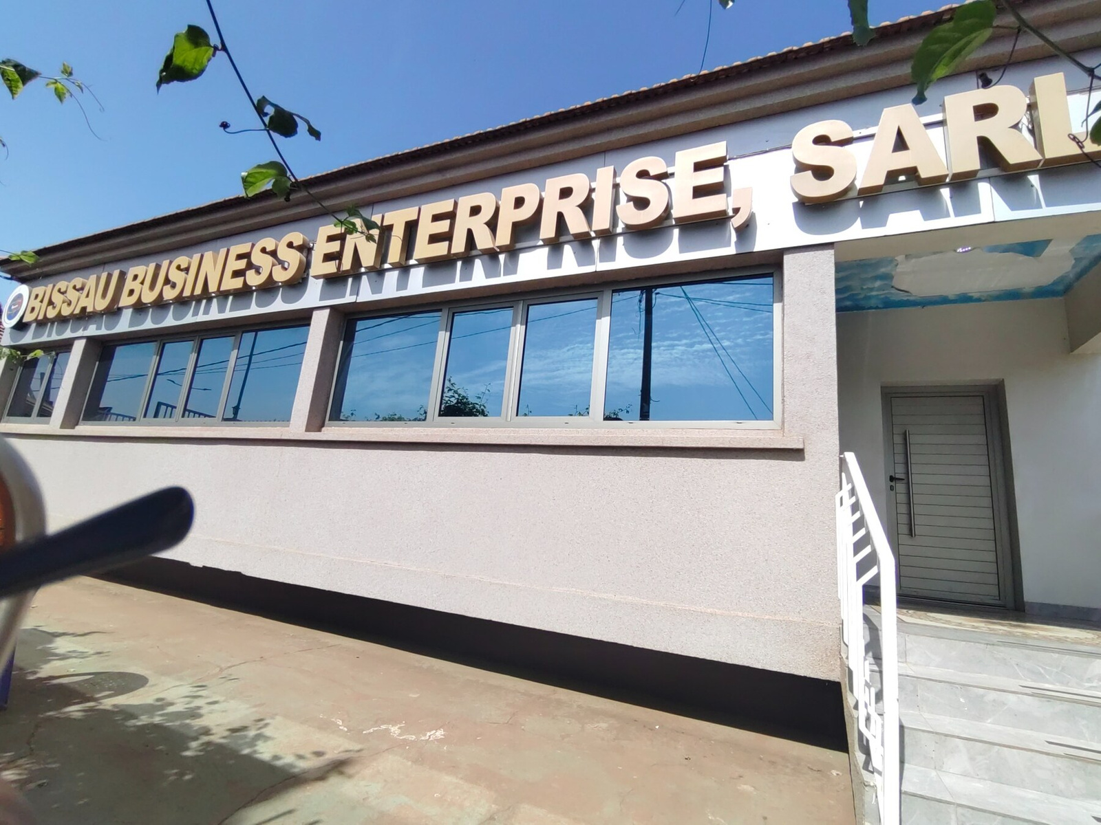 Locaux de Bissau Business Enterprise à Bissau