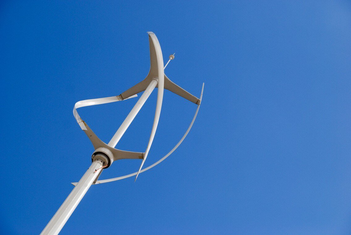 Éolienne vue de dessous